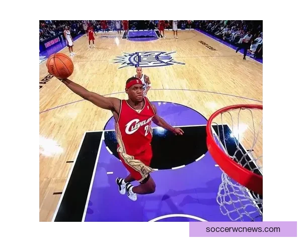 詹姆斯回顾十一年总决赛挫败 舆论标签与自我风格冲突解析